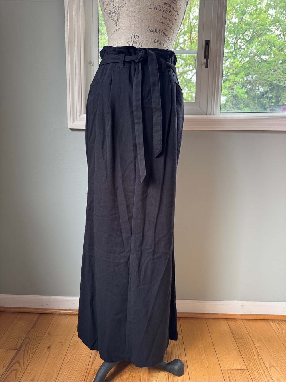 Old Navy vintage paper bag waist black houndstooth trouser maxi skirt EUC size 4
